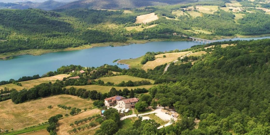 Agriturismo Le Ceregne Bio П'єве-Санто-Стефано Екстер'єр фото